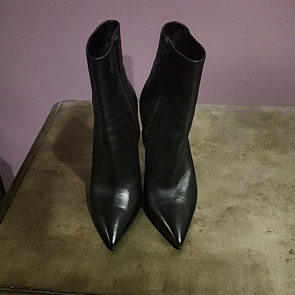 💯 Auth YSL Opyum blk bootie 39.5